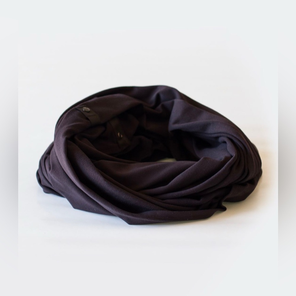 Lululemon Vinyasa Scarf *Rulu (Black) - Picture 2 of 8